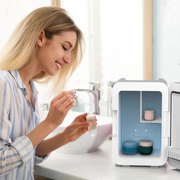 4L Portable Mini Fridge USB-Powered 4L Portable Mini Fridge USB-Powered