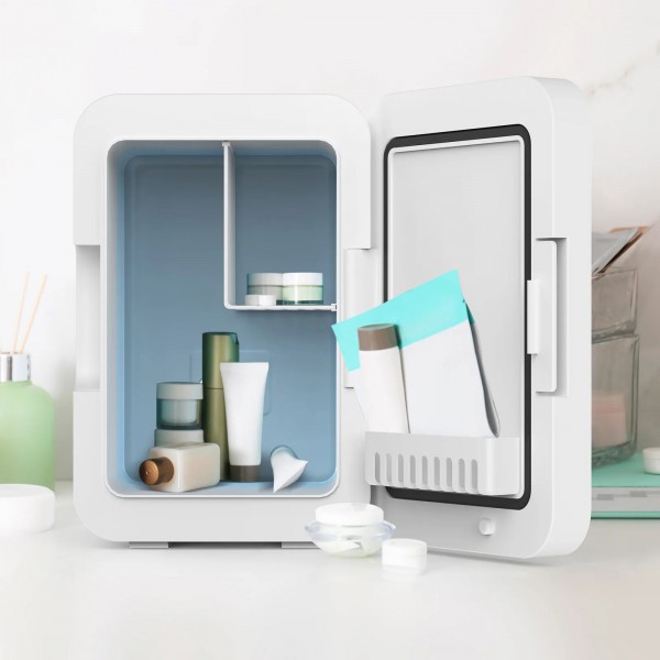 4L Portable Mini Fridge USB-Powered 4L Portable Mini Fridge USB-Powered